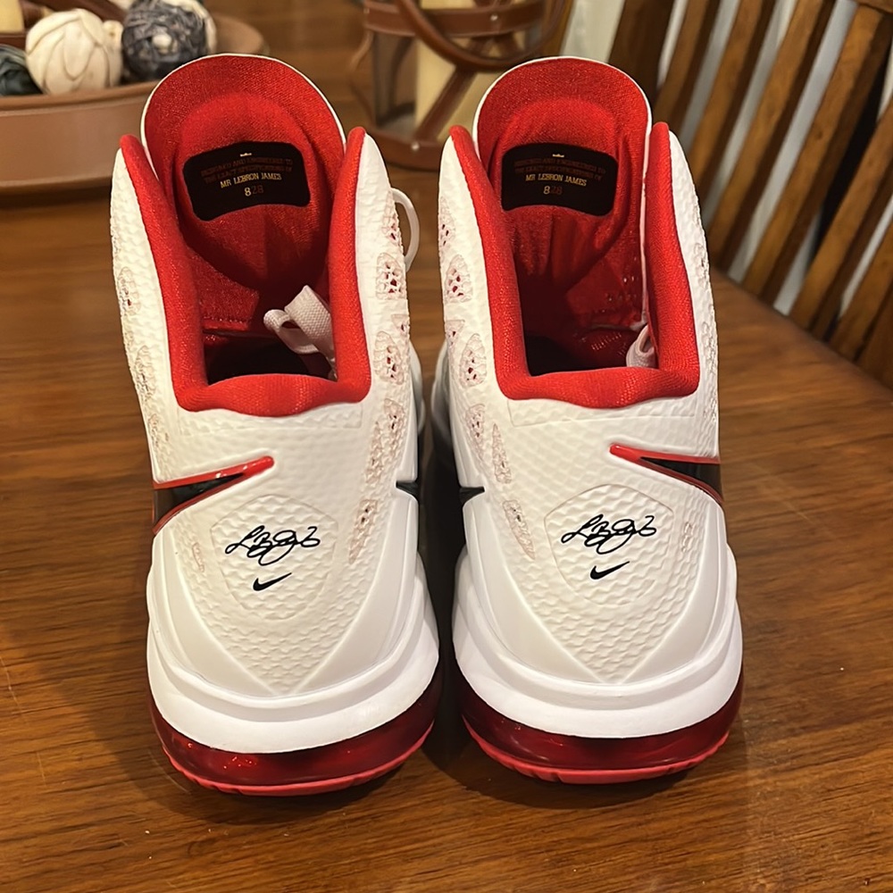 Nike Lebron 8 P.S. Shoes Sneakers 441946 100 white red Mens Size 7.5 - Picture 8 of 16